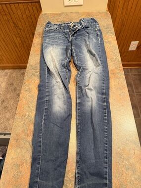 Vanity Skinny Jeans in Dark Blue Faded Wash